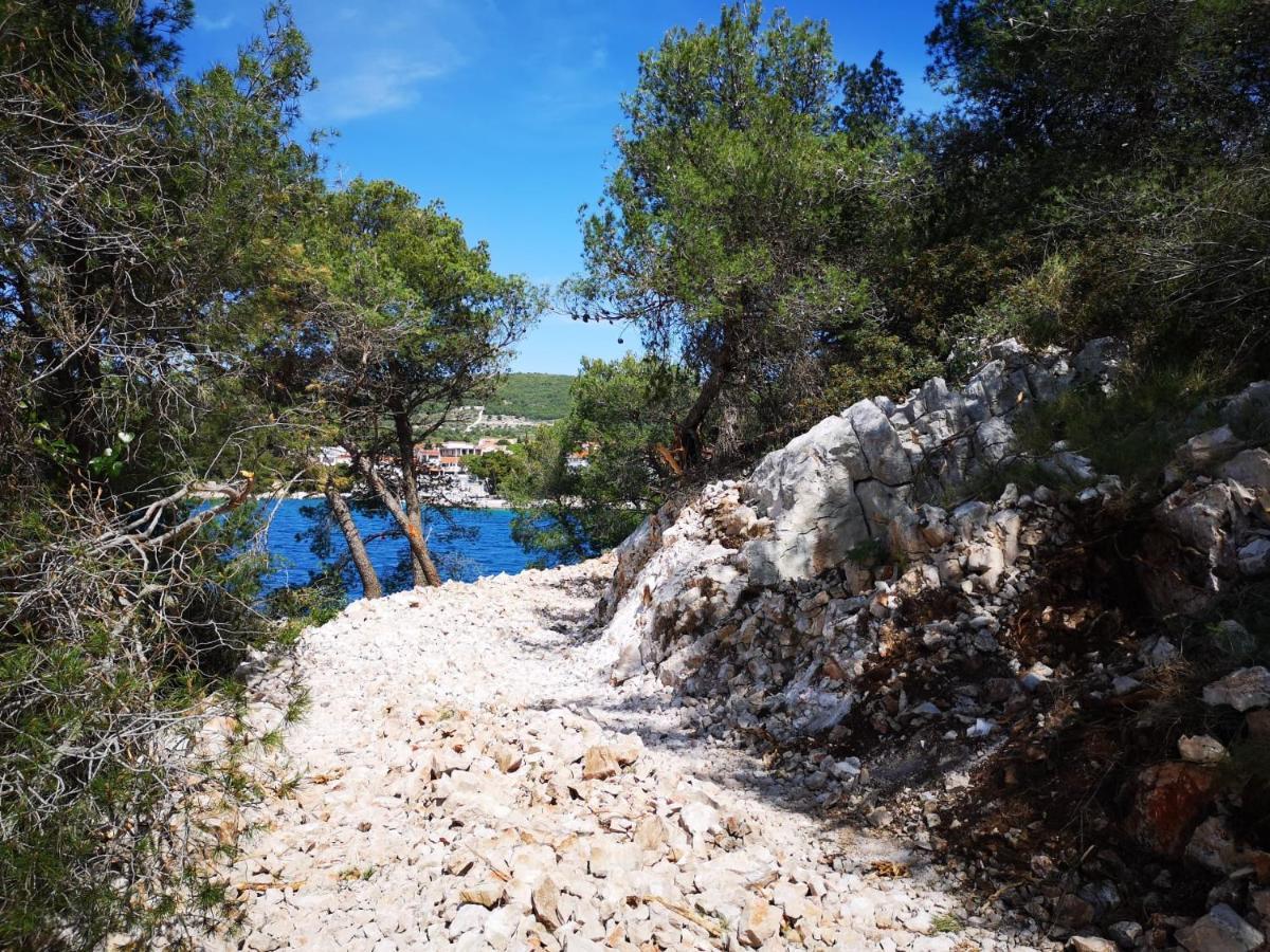 Apartment Oaza Mira Tribalj Εξωτερικό φωτογραφία