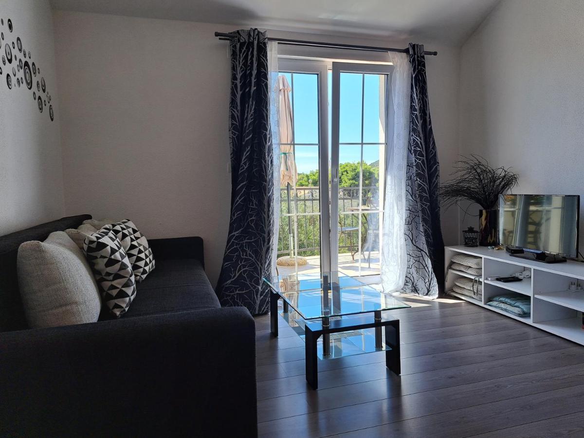Apartment Oaza Mira Tribalj Εξωτερικό φωτογραφία