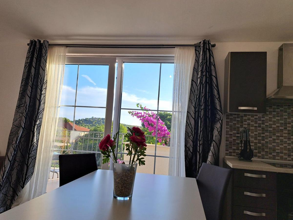 Apartment Oaza Mira Tribalj Εξωτερικό φωτογραφία