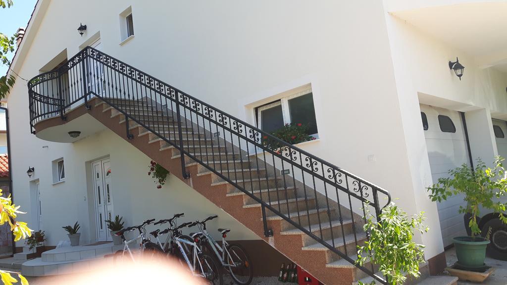 Apartment Oaza Mira Tribalj Εξωτερικό φωτογραφία